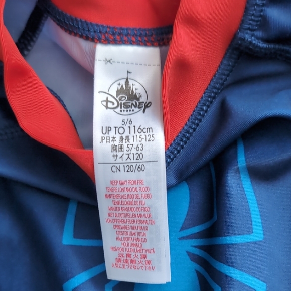 Kids Disney Store Spiderman Rash Guard NEW - Picture 4 of 7